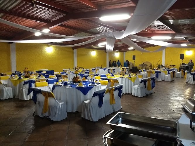 Mariano's Garden Jardín Salón, salón de eventos en Cacalomacán