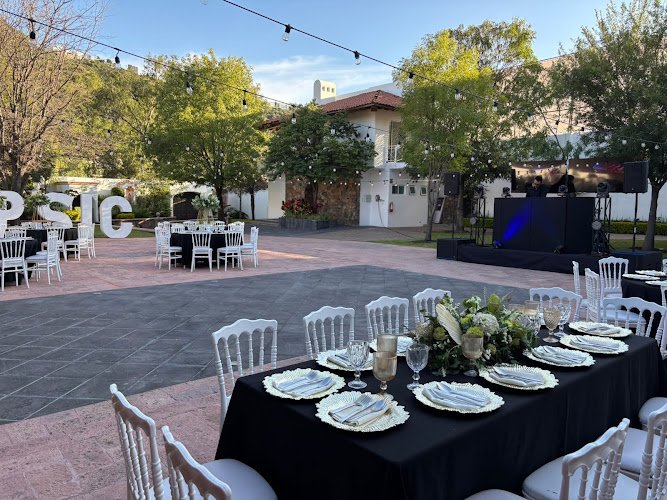 Salón De Fiestas Calli Mitotl, salón de eventos en La Cañada