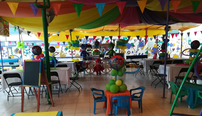 Discovery 2000, salón de fiestas infantiles en Celaya