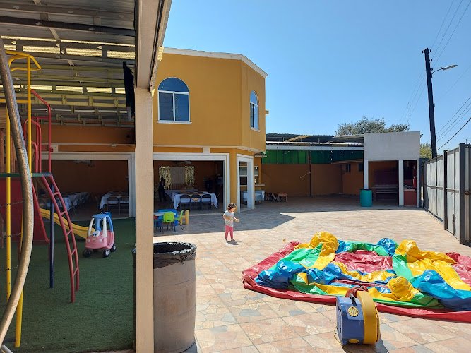 Los Encinos Salón De Fiestas, salón de fiestas infantiles en Ensenada