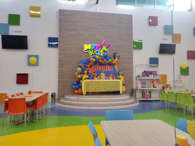 Salón De Fiestas Megakids Party Place, salón de fiestas infantiles en Juarez