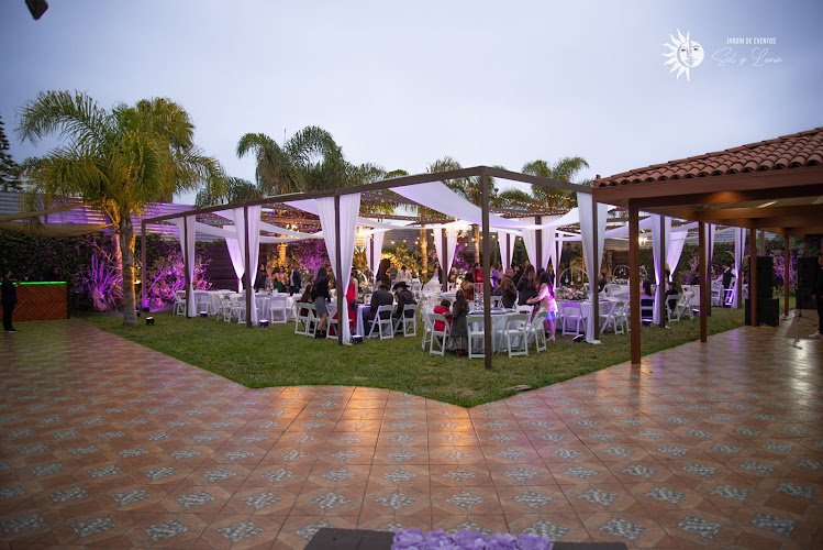 Sol Y Luna, Jardín, salón de fiestas infantiles en Playas De Rosarito